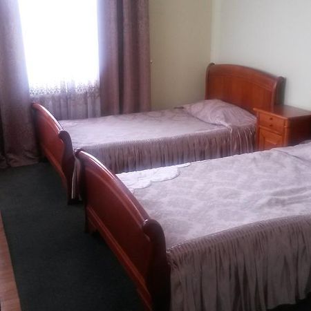 Marlen Hotel Rivne Zewnętrze zdjęcie